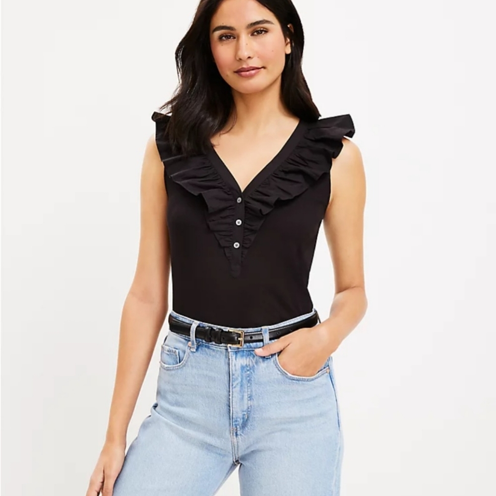 LOFT NWT ruffle collar sleeveless rib knit top